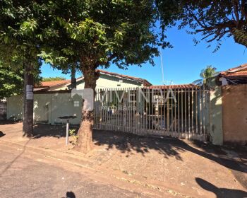 Casa em Jardim Tiradentes