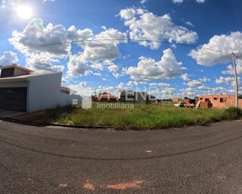 Terreno em Residencial Ecoville